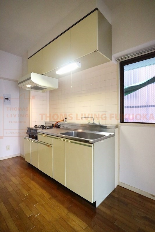 キッチン　キッチン　※別号室参考写真