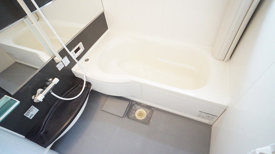 バス・シャワールーム　一坪風呂