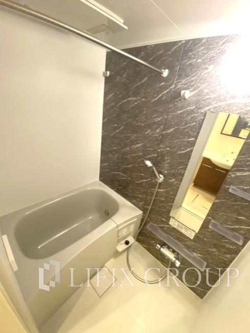 バス・シャワールーム　風呂