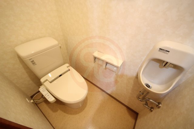 トイレ　ゆったりとした空間のトイレです