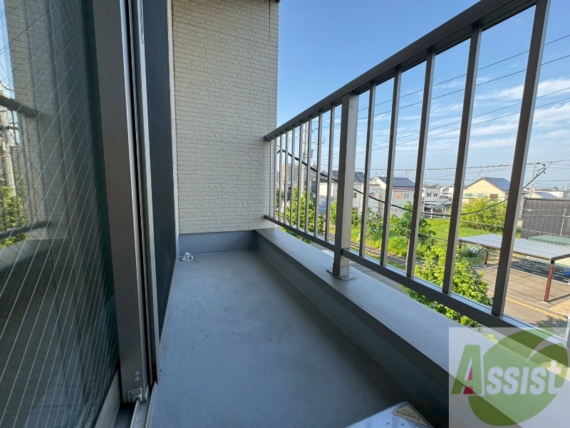 バルコニー　バルコニーが付いていますので一息ついてみてはいかがですか。