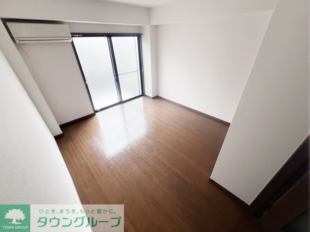 居室・リビング　★南向きで日当たりの良いお部屋です★