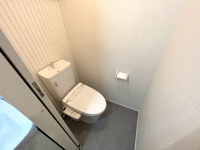 トイレ　別号室の参考写真