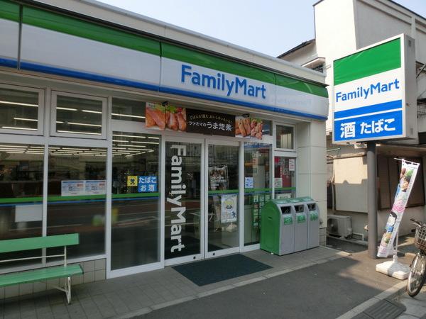 コンビニ　ファミリーマート渋谷元代々木町店（コンビニ）まで445m