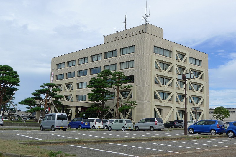 役所　胎内市役所（役所）まで465m