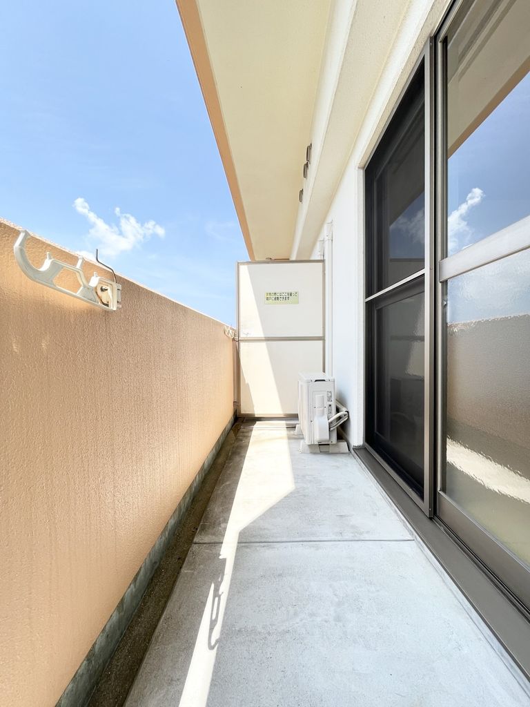 バルコニー　※別フロアの写真です