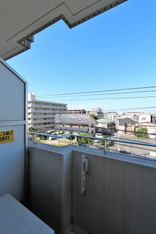 バルコニー　参考写真（同物件別部屋）