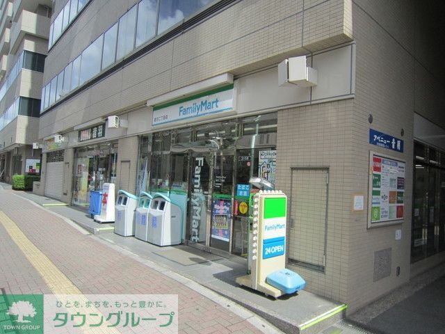 コンビニ　コンビニ（コンビニ）まで220m