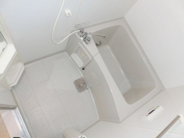 バス・シャワールーム　追焚付きのバス