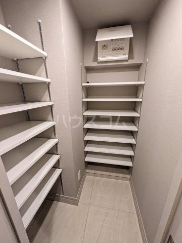 収納