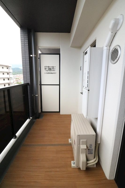 バルコニー　他号室写真流用