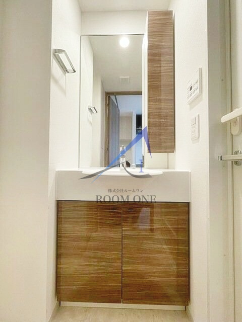 洗面設備　洗面台です。