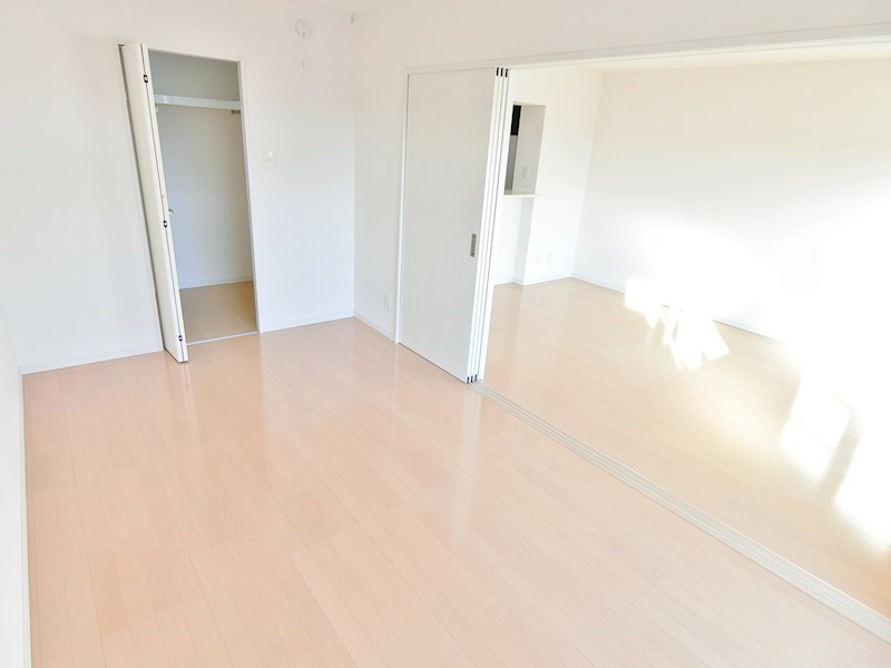 その他部屋・スペース　※同棟同型反転の内観写真です、現状優先となります。