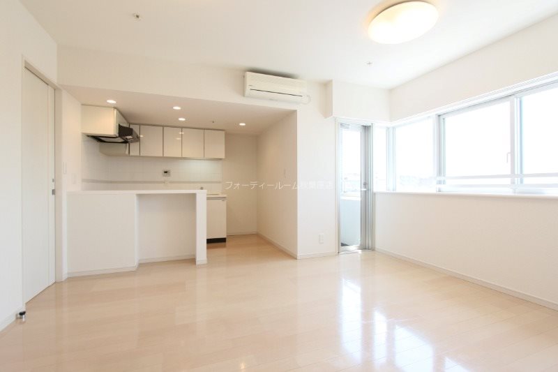 居室・リビング　★《見学予約受付中》当店では契約金がクレジット決済可能です★