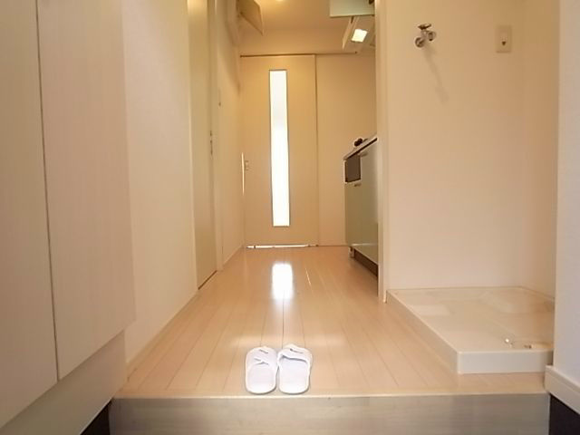 玄関　※写真と異なる場合は現状優先。