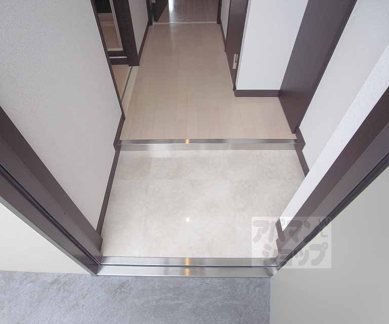 玄関　玄関です。