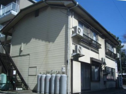 建物外観　千葉大正門まで徒歩1分の立地です