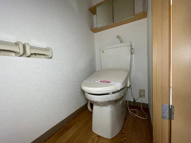 トイレ　シャワー付トイレ