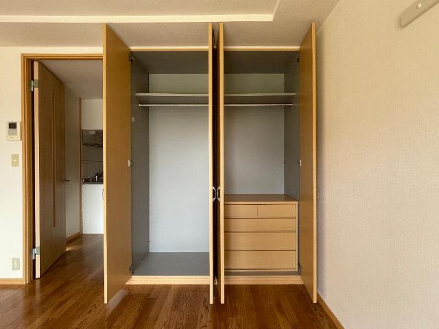 収納　クローゼット