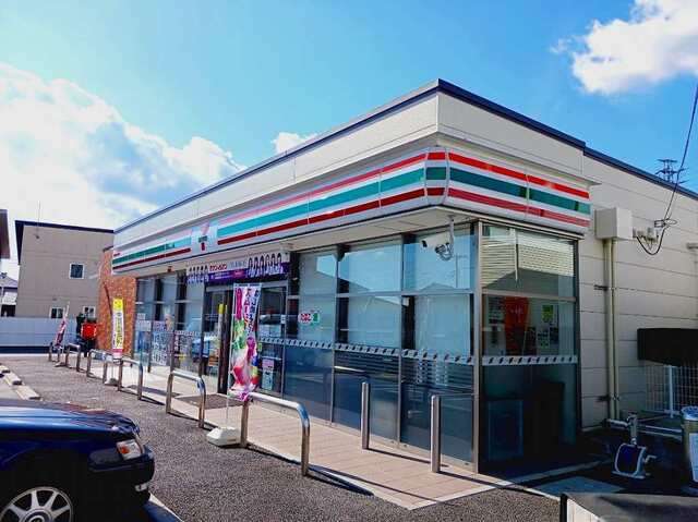 コンビニ　セブンイレブン富士市入山瀬店（コンビニ）まで567m