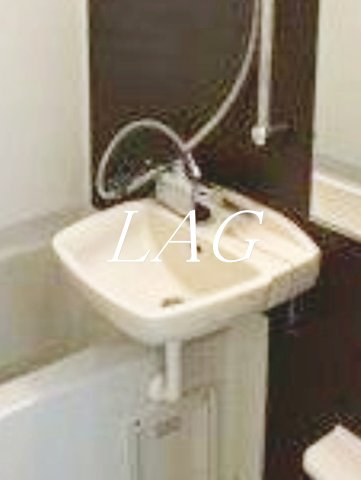 洗面設備　洗面台です。