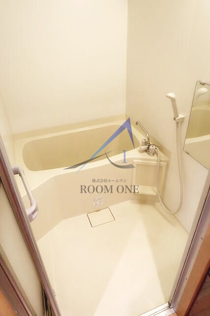 バス・シャワールーム　お風呂です。