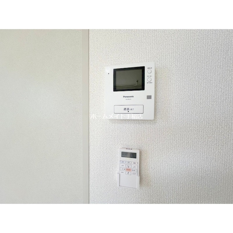 セキュリティ　モニター付きインターホン♪