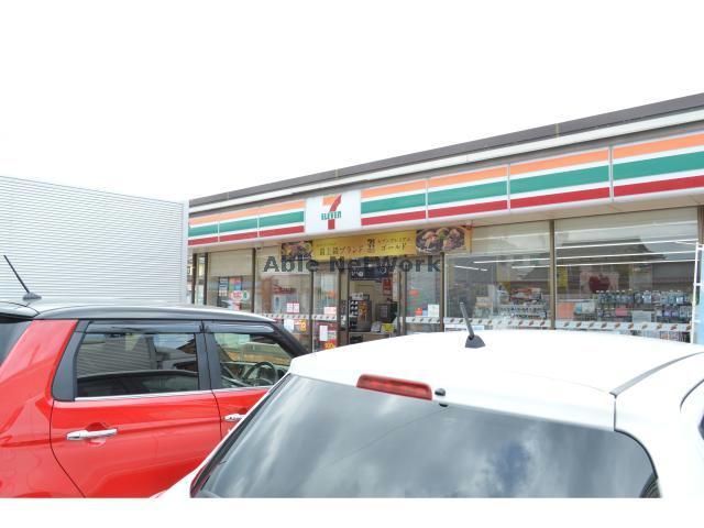 コンビニ　セブンイレブン犬山楽田山ノ鼻店（コンビニ）まで687m