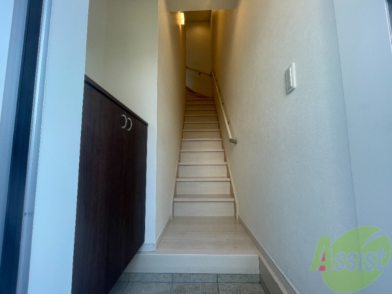 玄関　広い玄関ですので、急いでいるときでも問題ありませんね。