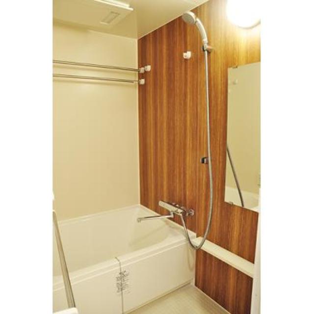 バス・シャワールーム　※写真は同タイプ住戸です。