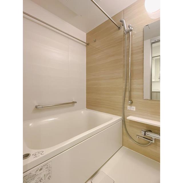 バス・シャワールーム　※写真は同タイプ住戸です。