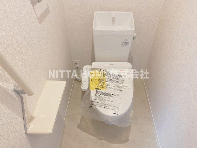 トイレ　温水洗浄付きのトイレです◇