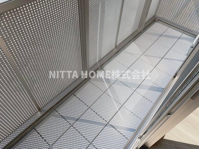 バルコニー　南西向きのバルコニーです＊