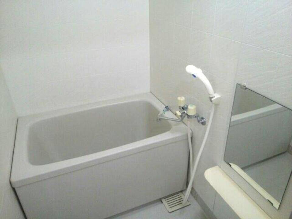 バス・シャワールーム　浴室