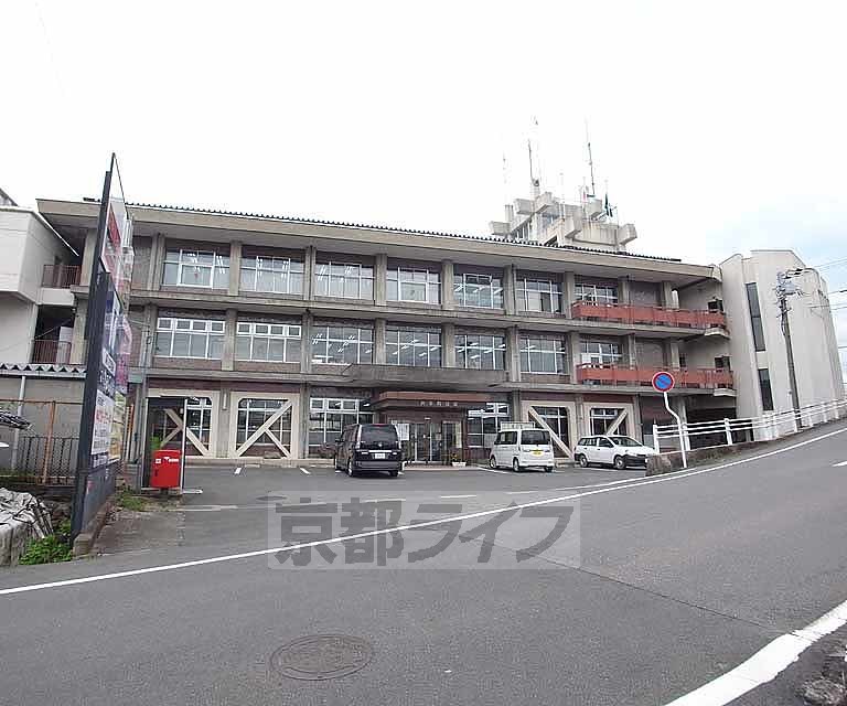 役所　井手町役場（役所）まで445m