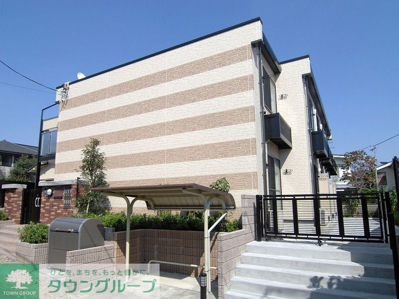 エントランス　内見の予約先はタウンハウジング新中野店になります★★