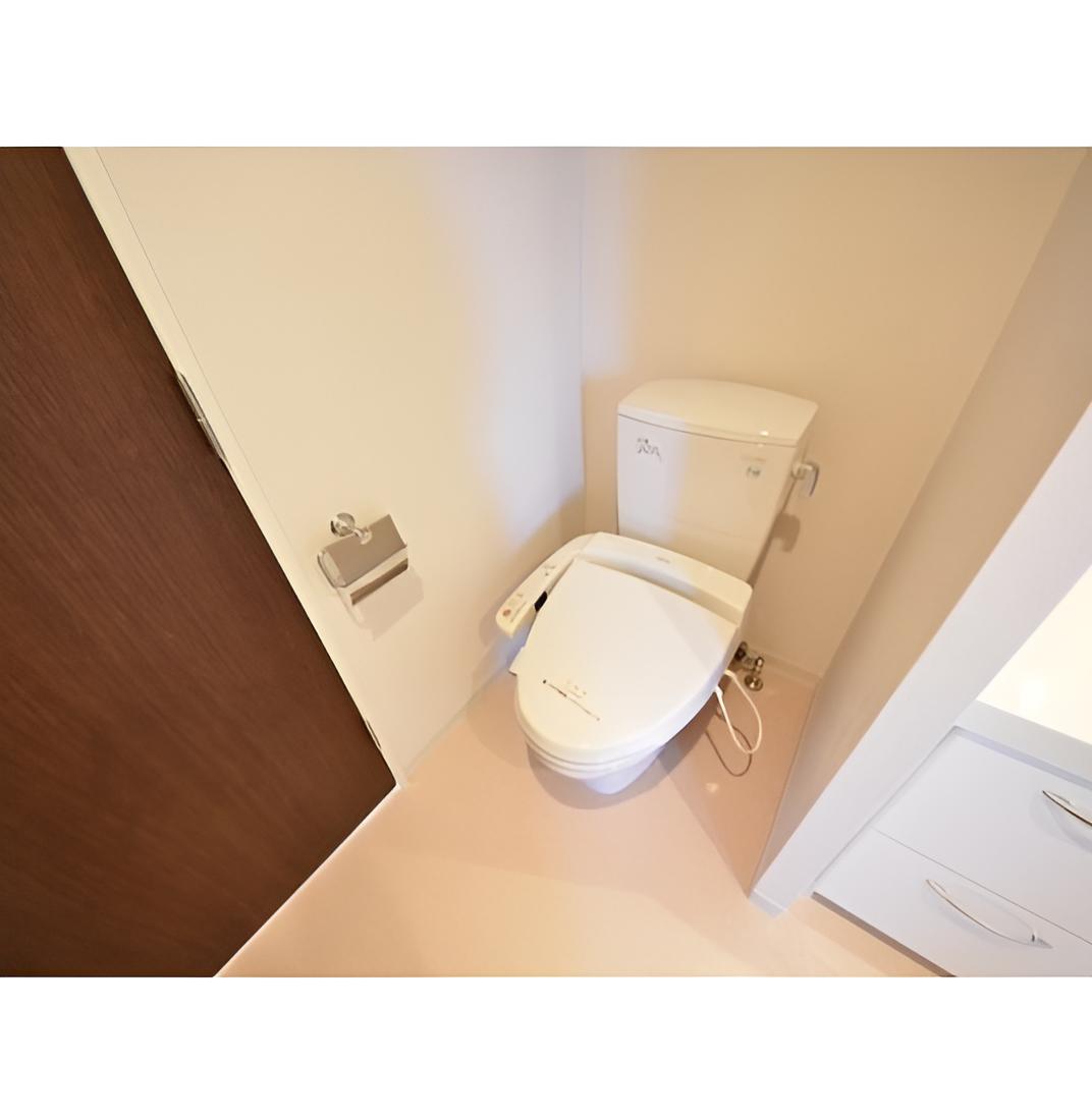 トイレ　コンパクトで使いやすいトイレです