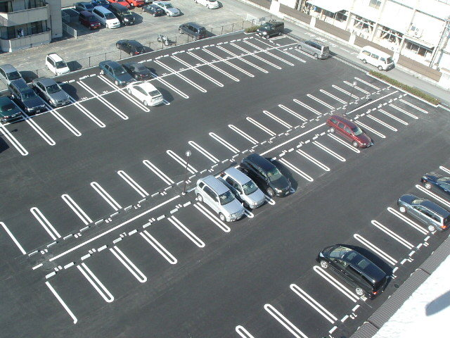 駐車場　駐車場　空き要確認