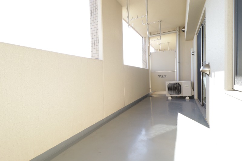 バルコニー　図面と現状に相違がある場合には現状を優先