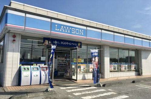 コンビニ　ローソン　浅井町八島店（コンビニ）まで687m