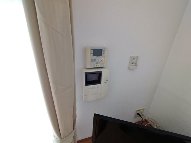 セキュリティ　モニター付きインターフォン完備(現状優先)