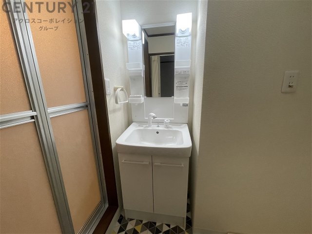 洗面設備　独立洗面化粧台付き☆