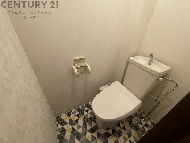 トイレ　ウォシュレット付きのトイレです♪