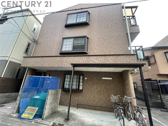 建物外観　モニター付きインターホンついてます♪