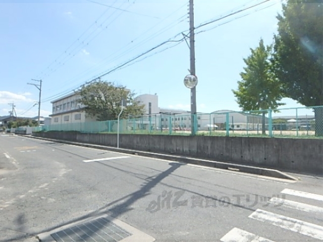 小学校　祇王小学校（小学校）まで1000m