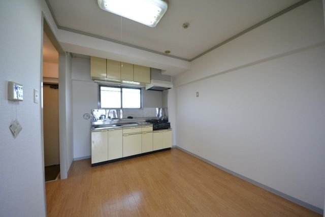 居室・リビング　内装