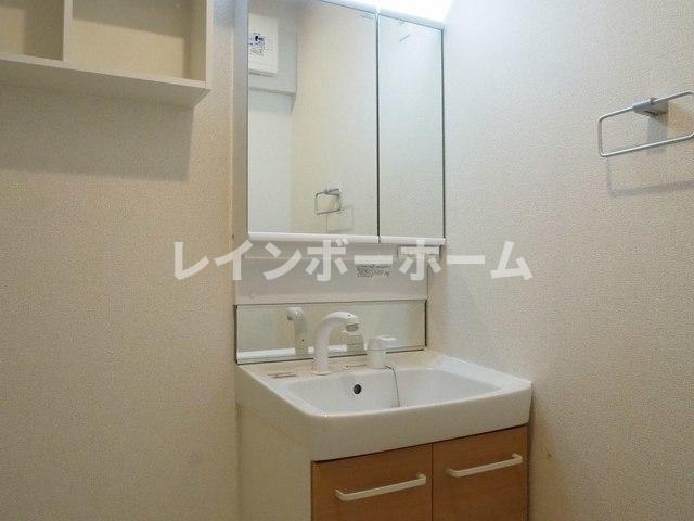 洗面設備　広い洗面スペース