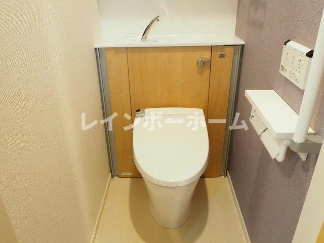 トイレ　トイレもきれいです