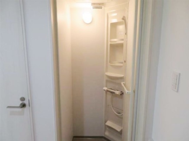 バス・シャワールーム　シャワールーム