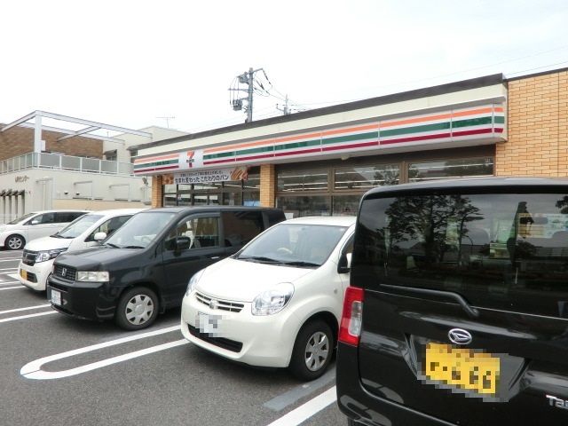 コンビニ　セブンイレブン（コンビニ）まで499m